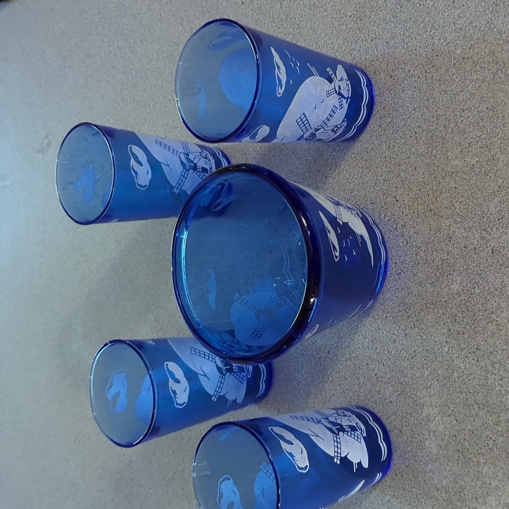 VINTAGE HAZEL ATLAS COBALT BLUE WINDMILL ICE BUCKET AND 4 GLASSES TUMBLERS